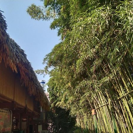A Lin Homestay Bac Ha Exterior photo