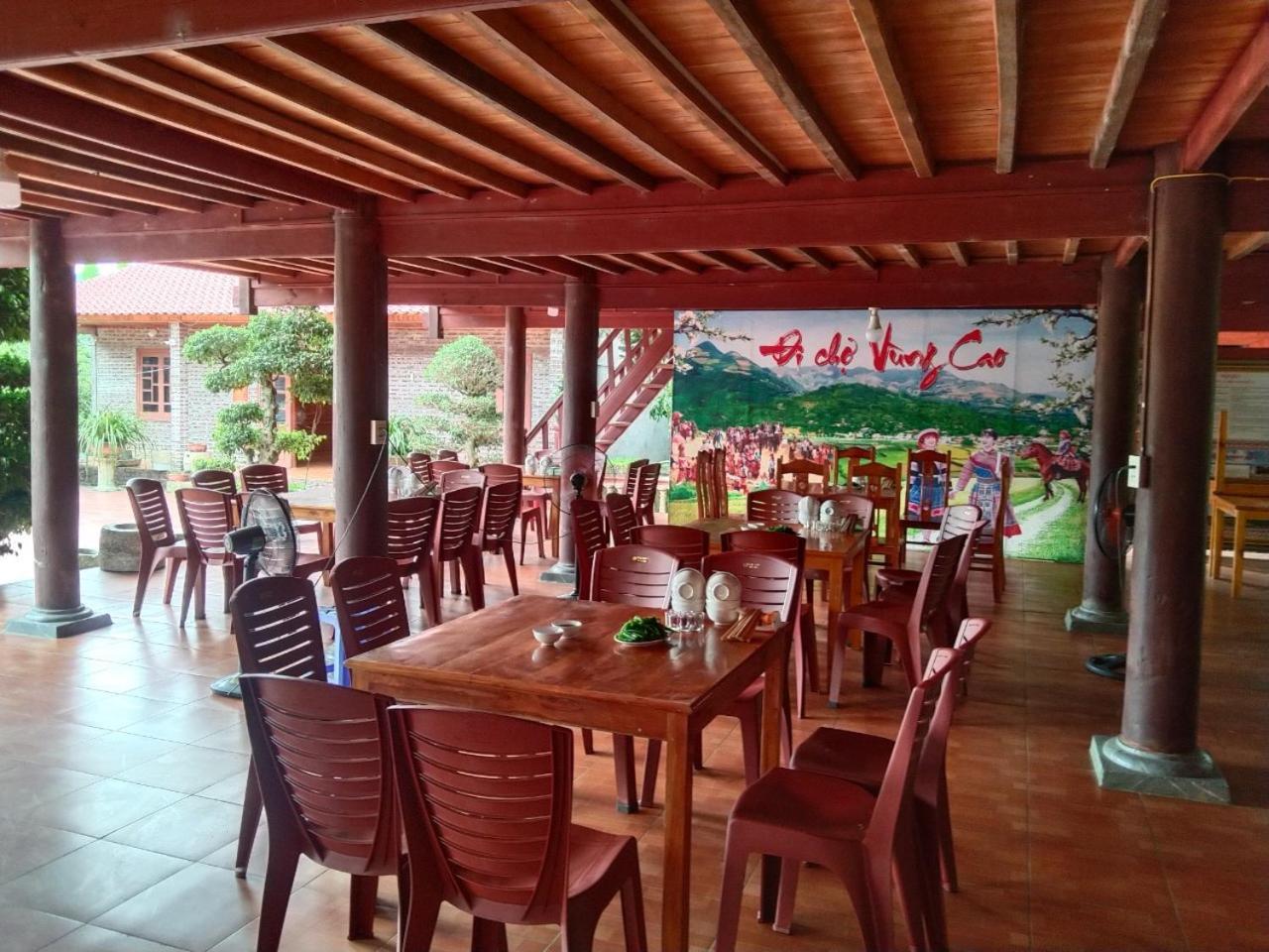 A Lin Homestay Bac Ha Exterior photo